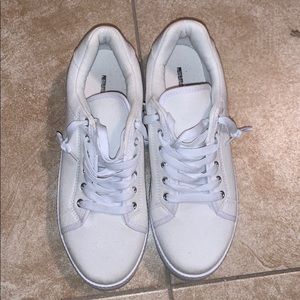 White platform shoes